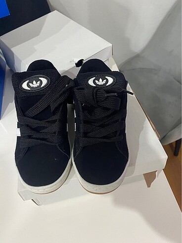 33 Beden Adidas spor ayakkabı