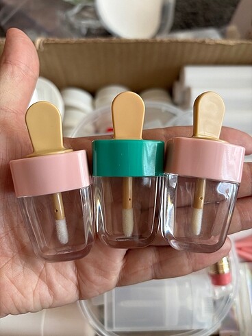 Dondurma lipgloss