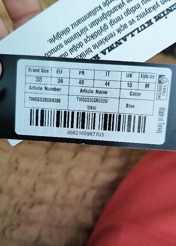 Yırtık detaylı Mavi Mini Denim Şort 38 trendyol - Görsel 7