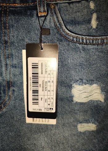 Yırtık detaylı Mavi Mini Denim Şort 38 trendyol - Görsel 6