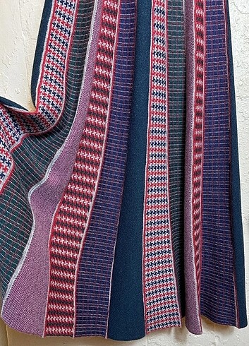 Stefanel Yün elbise otantik stil - Görsel 10