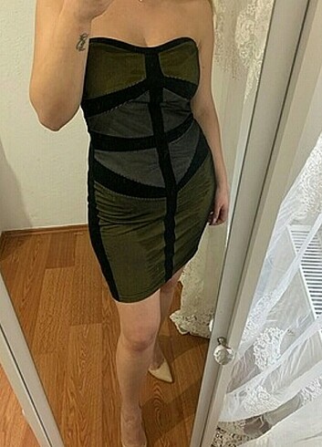Bershka straplez mini elbise