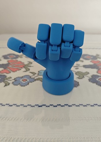 Mavi Hareketli Parmaklı Aksiyon Figürü - Görsel 2