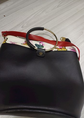 matmazel Çiçek Baskılı Siyah Deri Kadın Çanta - Görsel 2