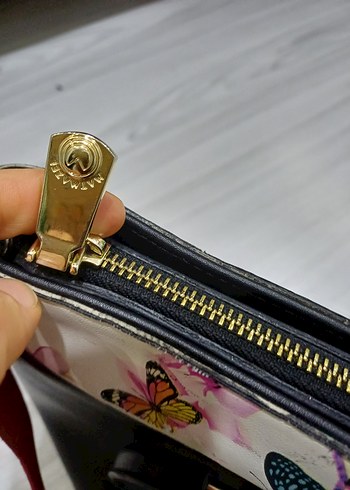 matmazel Çiçek Baskılı Siyah Deri Kadın Çanta - Görsel 4