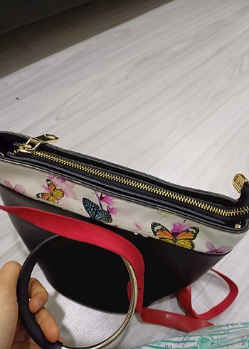 matmazel Çiçek Baskılı Siyah Deri Kadın Çanta - Görsel 3