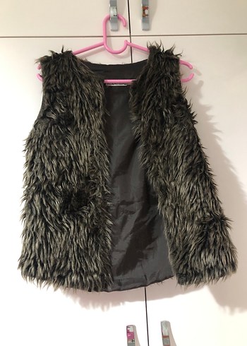 Gri Peluş Detaylı Kadın Yelek - Görsel 3