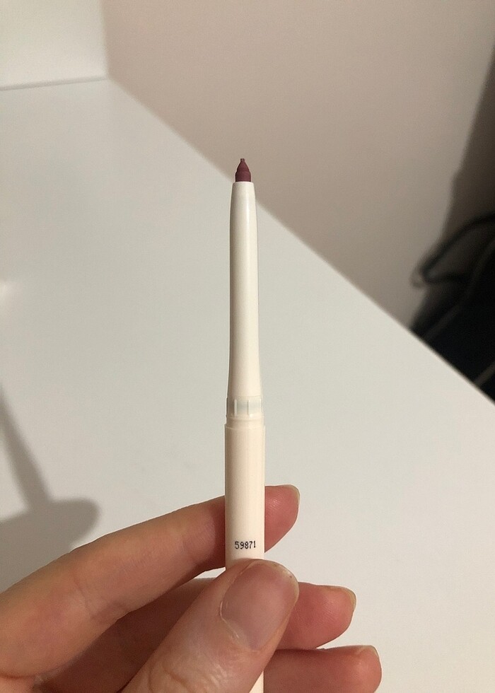 Farmasi dudak kalemi - Görsel 2