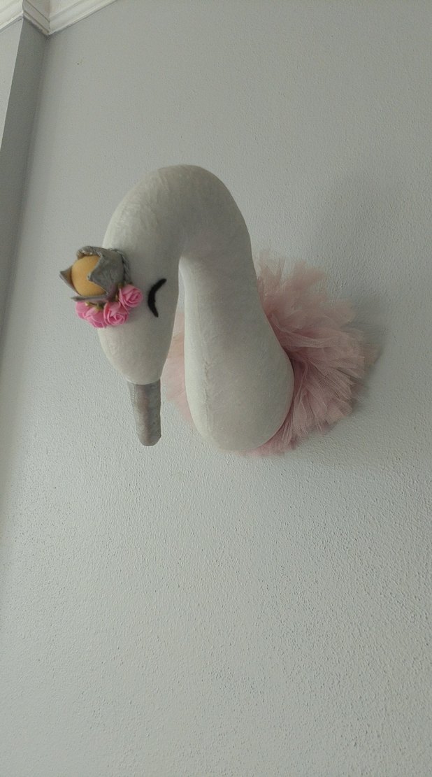 Pembe Peluş Kuğu Duvar Süsü - Görsel 3