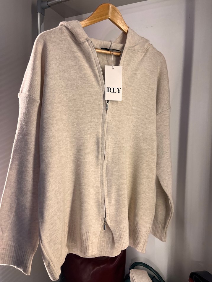 Bej Uzun Triko Kapüşonlu Kadın Takım - Görsel 4