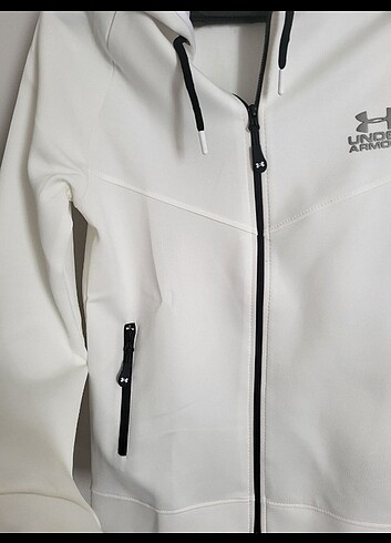 Kapşonlu sweatshirt