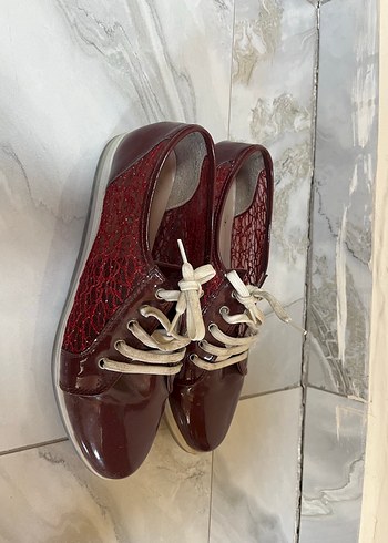 39 Beden bordo Renk Bordo Rugan Yılan Desenli Platform Spor Ayakkabı