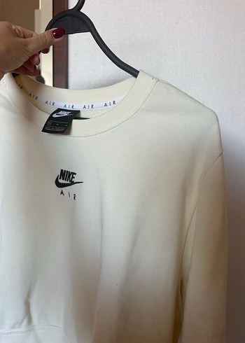 m Beden beyaz Renk Nike Beyaz Uzun Kollu Sweatshirt