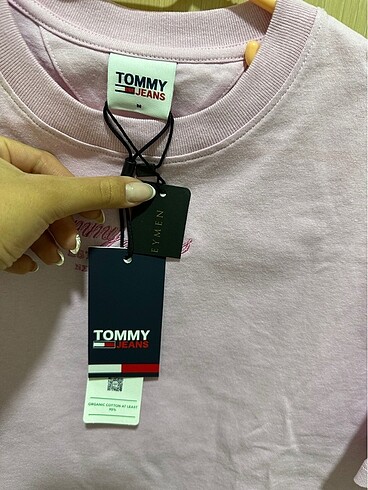 m Beden Tommy Hilfiger Tişört