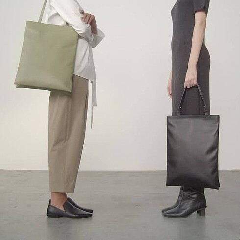 COS LEATHER TOTE