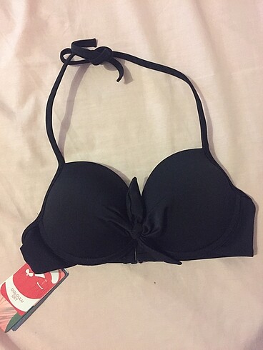 Penti bikini üstü