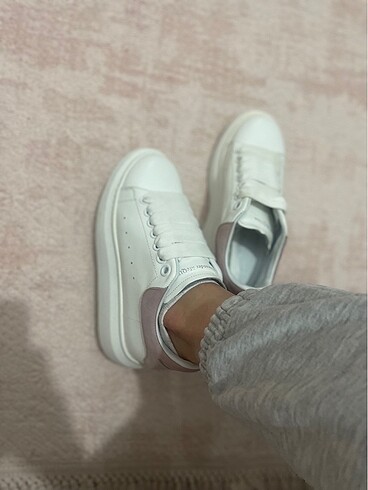 36 Beden beyaz Renk Alexander McQueen Ayakkabı