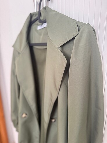 Trench coat