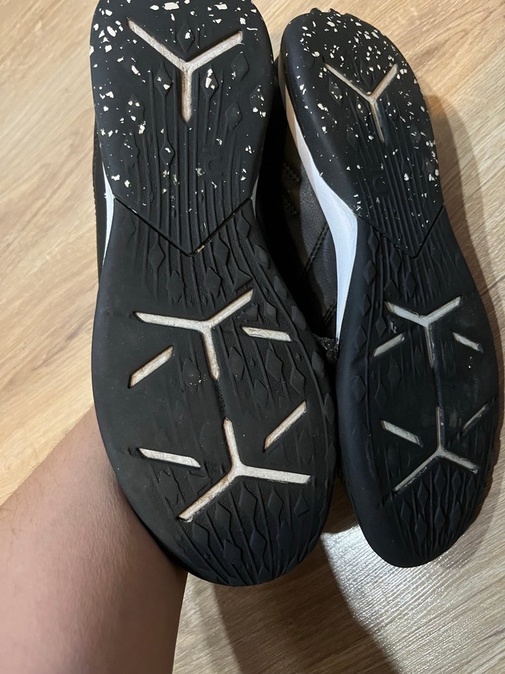 Siyah Erkek Futbol Ayakkabısı Bağcıklı - Görsel 5