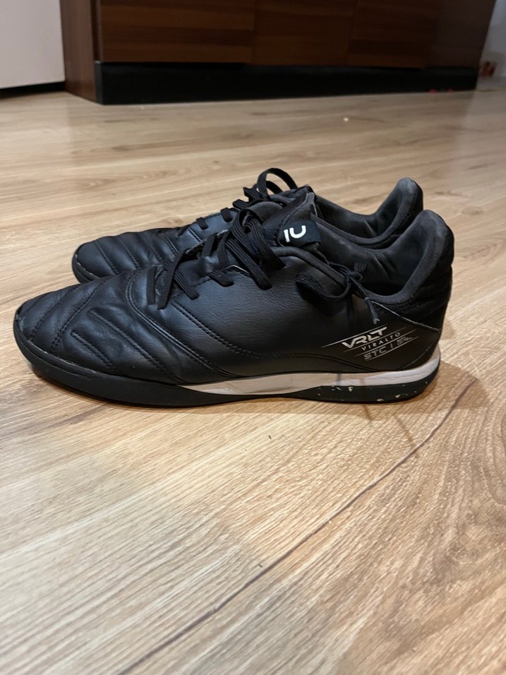 Siyah Erkek Futbol Ayakkabısı Bağcıklı - Görsel 3