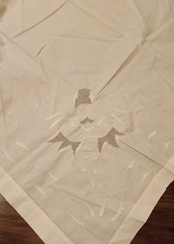 Nakışlı Beyaz Bohem Masa Örtüsü - Görsel 2