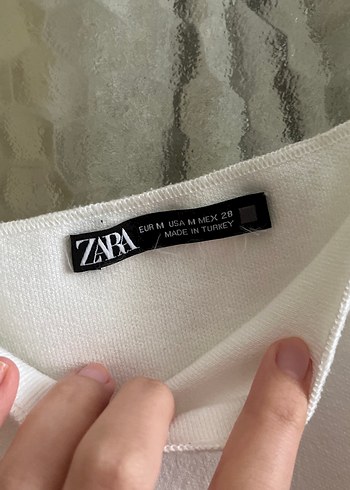 Zara Beyaz Kolsuz Elbise