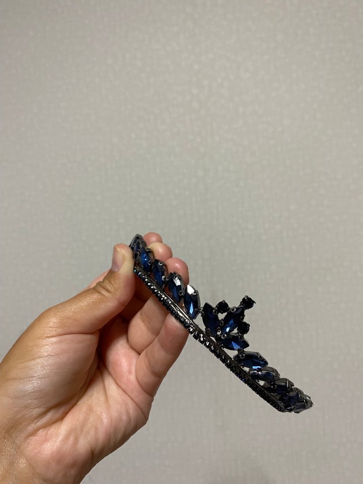 Koyu Mavi Parlak Taşlı Gotik Taç - Görsel 2