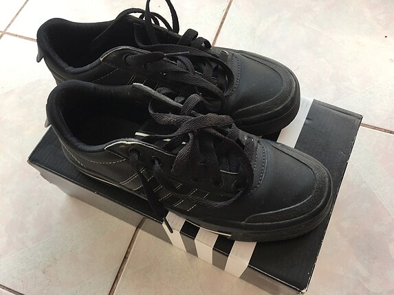 Adidas siyah ayakkabı