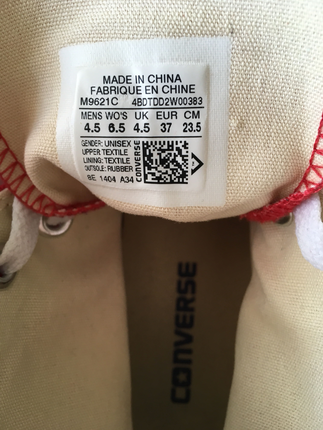 37 Beden Kırmızı Bilekli Converse