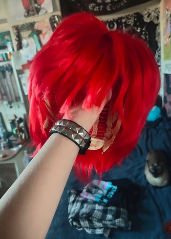 Kırmızı cosplay Peruk