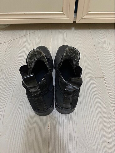 39 Beden Zara bot