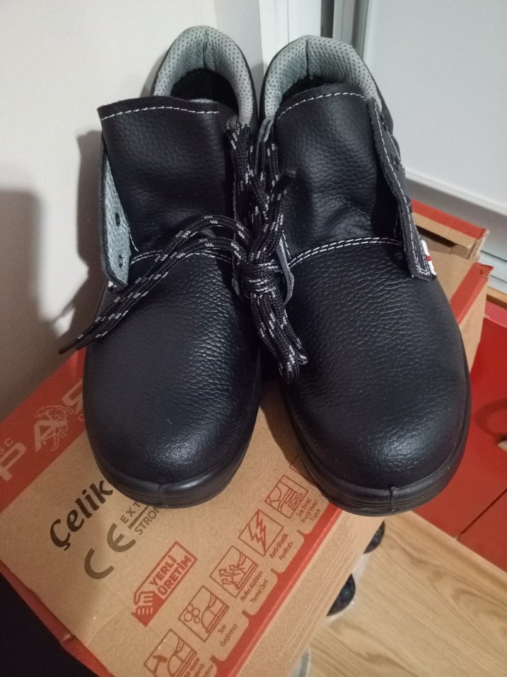 Siyah Bağcıklı Erkek Bot - Görsel 3