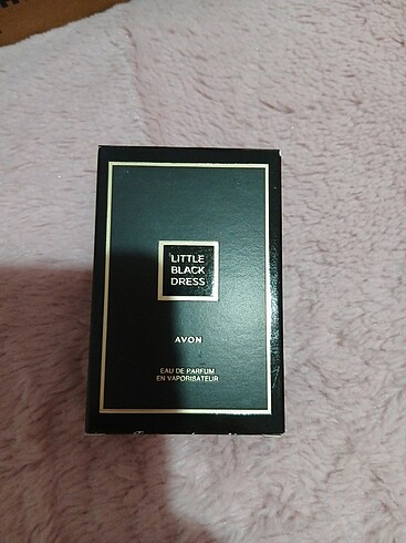 Avon Little Black Bayan Parfüm. 