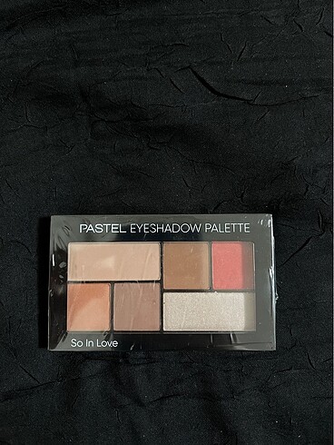 Pastel far paletı