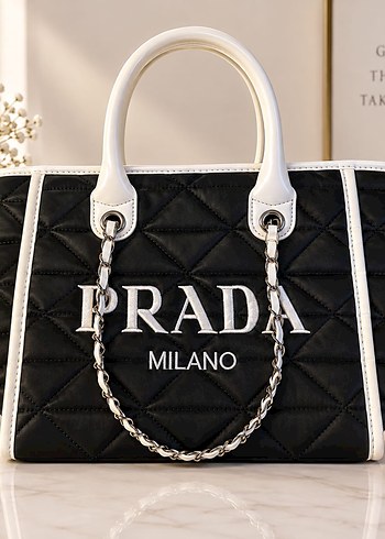 Prada El Cantasi