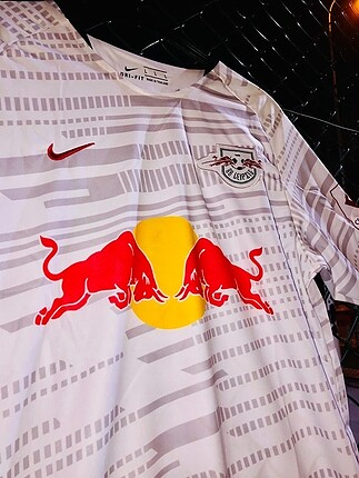 Nike Nike Redbull Leipzig Forma L Beden
