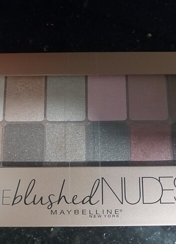 Maybelline far paleti 