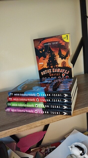 Beyaz Kanatlı Vampir Serisi - Görsel 3