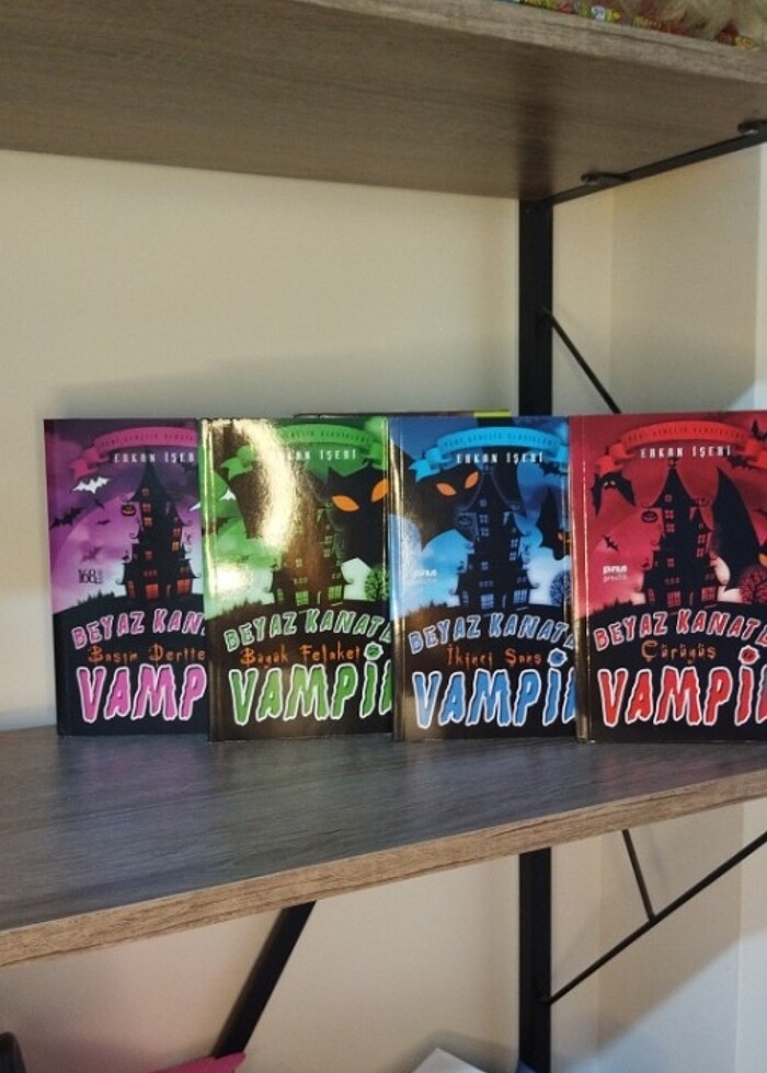 Beyaz Kanatlı Vampir Serisi - Görsel 4