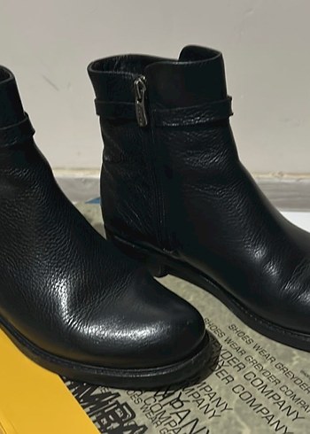 Klasik Siyah Deri Bot - Görsel 2