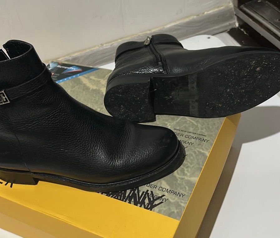 Klasik Siyah Deri Bot - Görsel 4