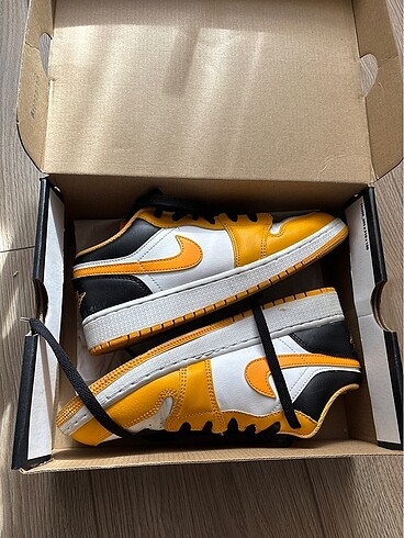 38 Beden nike air jordan 1 low 23 taxi