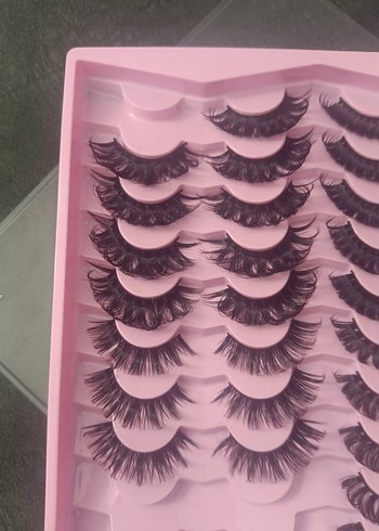 Fox Eye Kim K Islak Efektli Kirpik - Görsel 2