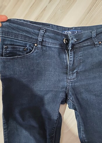 31 Beden Lacivert Kadın Denim Pantolon