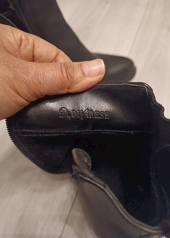 Siyah Deri Tokalı Blok Topuklu Kadın Bot - Görsel 7