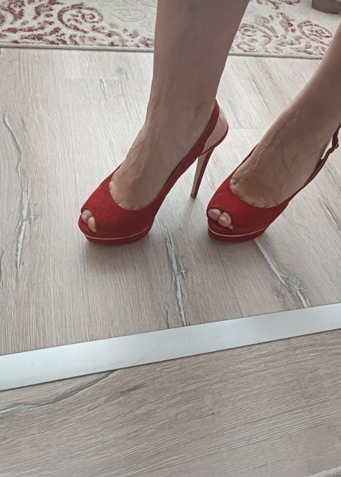 İpekyol kırmızı platform topuk kırmızının farkı çok şık - Görsel 5