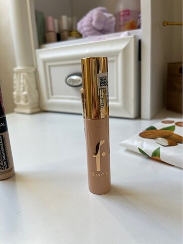 flormar stay perfect kapatıcı
