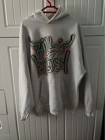 Beyaz sweatshirt