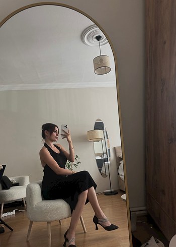 s Beden Boyundan geçmeli elbise