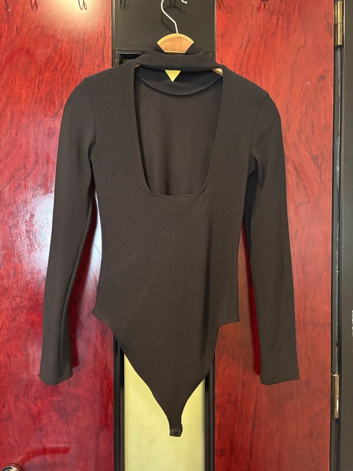 Siyah Yüksek Yakalı Body - Görsel 4